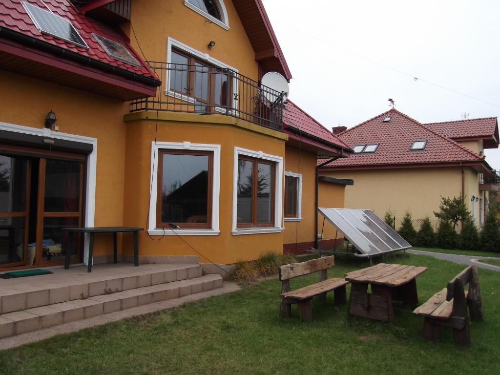 Dworek W Zieleni Varsovia Exterior foto